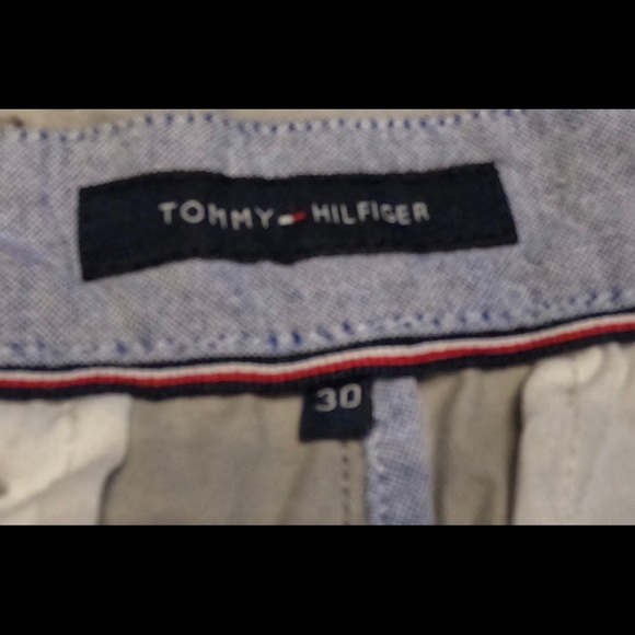 Tommy Hilfiger Shorts - Picture 3 of 3
